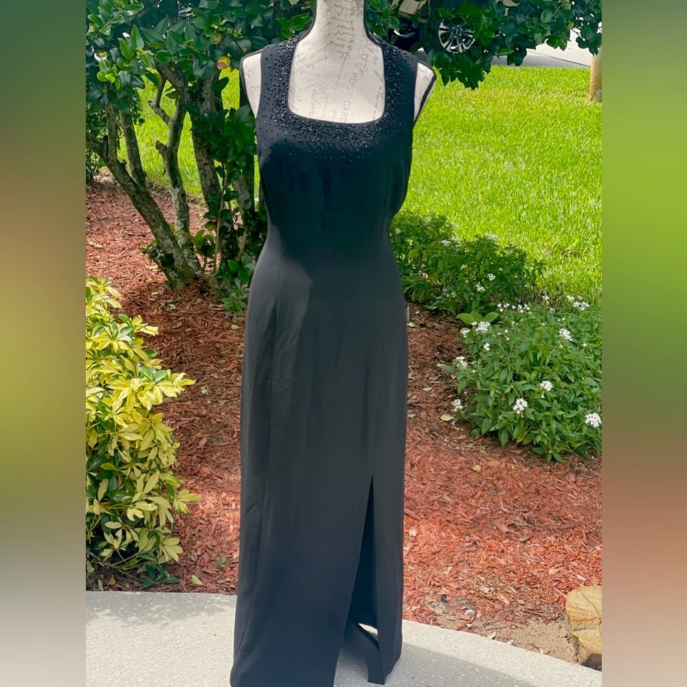 Vintage Black Beaded Formal Dress by Liz Claiborne size 12 - Picture 7 of 16